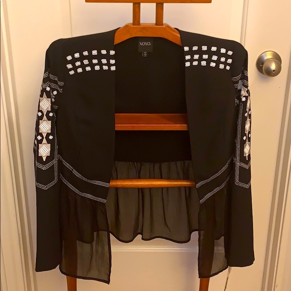 XOXOSummer Collectable SZ:M sequined sleeve blazer
